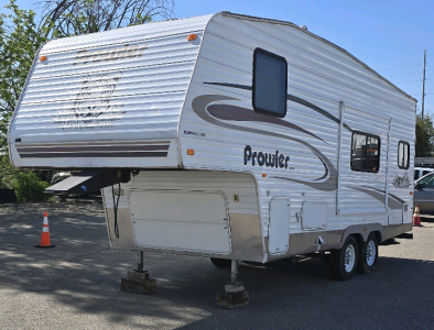 2004 FLEETWOOD PROWLER CAMP TRAILER