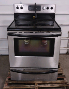Frigidaire Electric Range Model #LGEF3045KFK