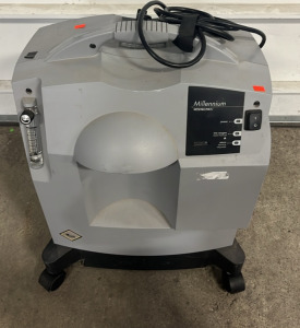(1) Millennium Respironics Oxygen Concentrator