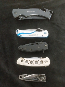 5)Knives! Assorted Brands- Browning, CRKT, and Sheffield. Manual Folders!