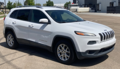 2014 JEEP CHEROKEE LATITUDE - 4X4!