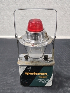 Vintage Sportsman by Ray-O-Vac Emergency Battery Lantern w/ Handle - 11⅞"H x 5&frac14;"W x 2&frac12;"D