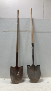 (2) Spade Shovels - Wood Handles