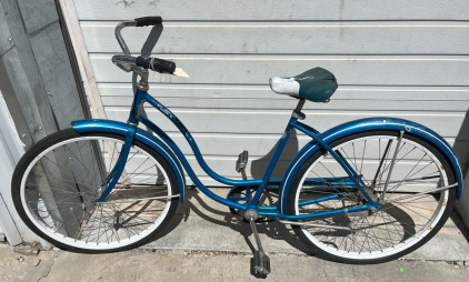 26&rdquo; Schwinn beach Cruiser