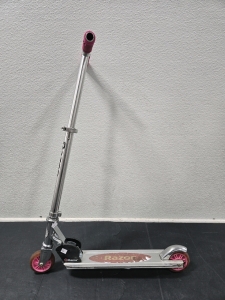 Kids Pink Razor Scooter