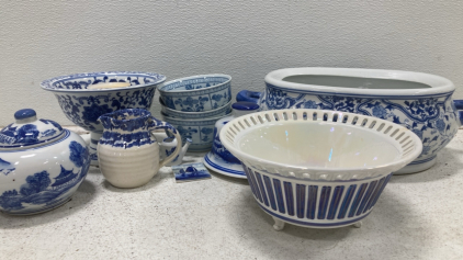 China - Porcelain - Ceramics