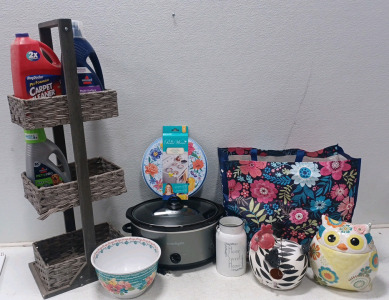 (1) 3- Tier Shelf (1) Crockpot- Heats Up (1) Owl Cookie Jar (1) Set Of Stove Burner Covers (3) Carpet/Surface Cleaners (1) Mixing Bowl (1) Table Top light (1) Chicken Birdhouse