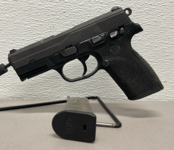 FN FNP-40 Model .40 S&W Caliber, Semi Automatic Pistol