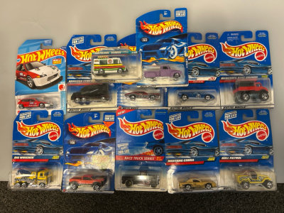 (12) Collectible Hotwheels
