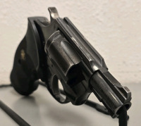 Charter Arms Undercover .38 SPL Revolver, Blued Finish, Serial No. 97907 - 6