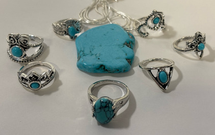 Turquoise Freeform Slice Gemstone Necklace, Blue Turquoise Oval Cut Ring, With (6) Turquoise Fashion Rings