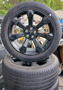 (4) Pirelli Scorpion Zero Tires on Ford Rims - 275/45R21