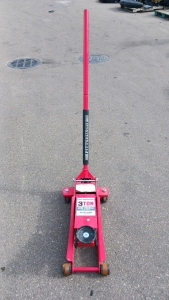 (1) Pittsburgh Low Profile Floor Jack - 3 Ton