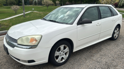 2005 CHEVROLET MALIBU - DVD PLAYER! MOONROOF!