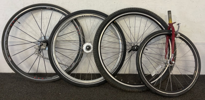 (4) Bicycle Tires