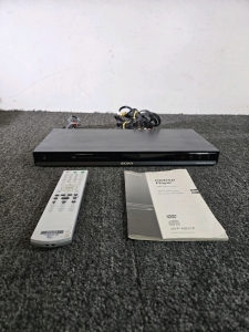 Sony CD/DVD Player w/ Remote & Manual