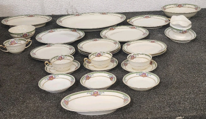 Antique Svea Dinner Set