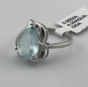 .925 Sterling Silver 4.20ct. Aquamarine Beryl & 0.05ct. Diamond Ring Size 7 W/ GGA C.O.A. ($2,540.00 Retail Value)