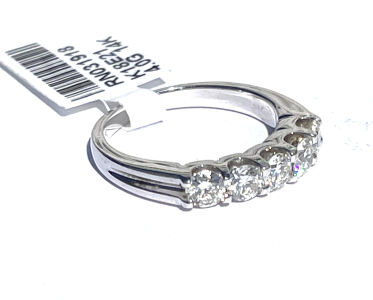 1.05ct. Round Cut And Faceted Diamonds In 14k. White Gold Ring, Size 6 W/ GAL C.O.A. ( $3,700 Retail Value)