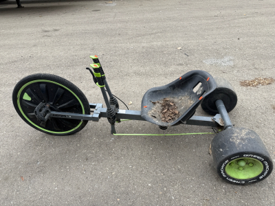 (1) Huffy Green Machine Drift Trike