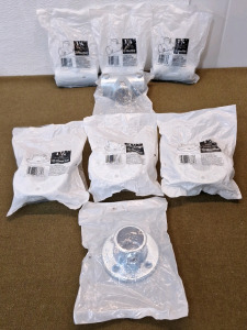 (4) SteelTek 1-1/4" Galvanized Round Flanges & (4) SteelTek 1-1/4" Galvanized Three Socket Tees
