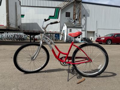 (1) 26&rdquo; Schwinn Red and Silver Bike