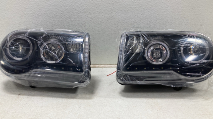 Chrysler 300 Headlights - Chrysler 300 TailLights