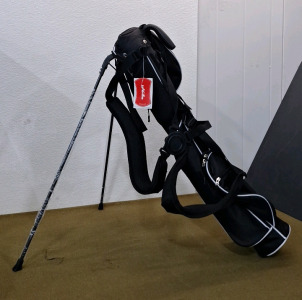 (1) Golf Bag W/ Rain Cover & Shoulder Straps, Black