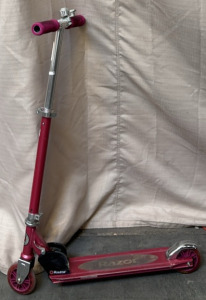 Children's Pink Razor Scooter
