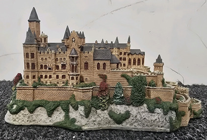 Hohenzollern Castle 5"x9" Sculpture- "Enchanted Castles Of Europe" By The Danbury Mint