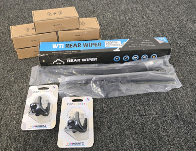 *New In Box* WTI Rear Wiper Blade Assembly For Toyota 4-Runner, (5) Wireless 15W MagSafe Car Mount Chargers, (2) Popsocket Phone Clips