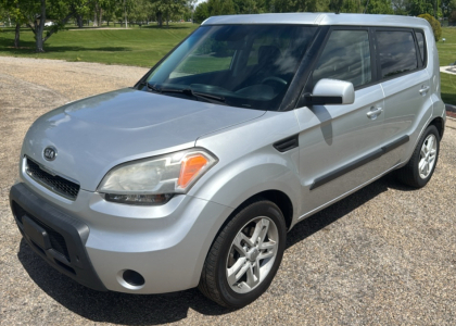 2011 KIA SOUL - RUNS WELL!