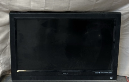 32&rdquo; Vizio TV
