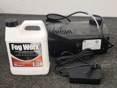 1 By One 400 Watt Fog Machine With Liquid Fog!
