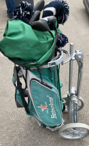 Assorted Heineken Golf Clubs With Portable Carry