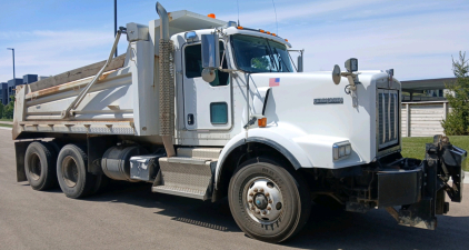 ACHD 2013 KENWORTH T8 DUMP TRUCK - LOCAL FLEET!