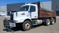 ACHD 2009 VOLVO VHD DUMP TRUCK - DIESEL! LOCAL FLEET! - 8