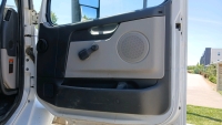 ACHD 2009 VOLVO VHD DUMP TRUCK - - 23