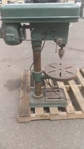 Chicago Power Tool Company 12speed Heavy Duty Drill Press #i17