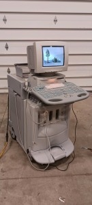 (1) Acuson Sequoia C256 Ultrasound Imaging System w/ 3V2c Transducer &ndash; Powers On