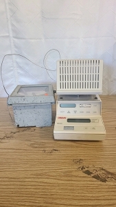 United Electric UE-650 Temperature Chart Recorder and Ohaus Moisture Analyzer