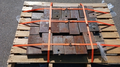 (38) Heavy Steel Tube Brackets - 9⅛"x5" Each