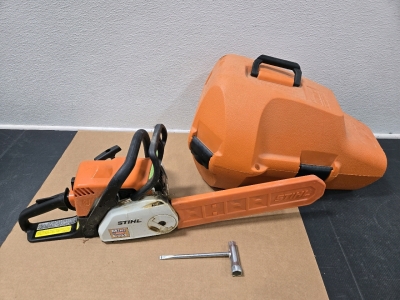 Stihl Mini Boss Chainsaw 14" Blade w/ Blade Cover & Carry Case