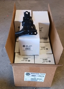 (13) NAPA Engine Mounts - 602-2975