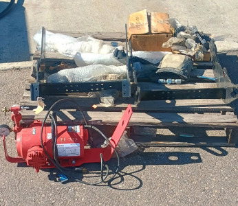 (1) EE702 Electric Pump & (1) Pallet of Heavy Equipment Mounting Parts<br/>