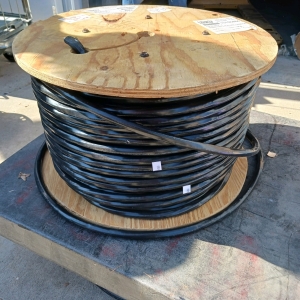 Spool of Commscope CEBUS-FJ 2/RG6QUAD+2CAT5EN+2MM1FIB Cable