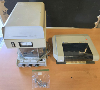 Roland CAMM-2 Computer Aided Engraving Machine - Model: PNC-2000 & Vintage Christian Becker Analytical Balance - Model: EA-1
