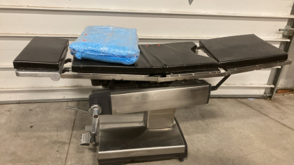 Surgical Table - Surgery Linens