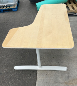 63&rdquo;x24&rdquo;x43&rdquo; Office Desk