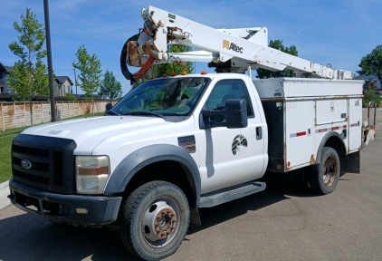 IDAHO POWER 2008 FORD SUPER DUTY F-550 - DIESEL! LOCAL FLEET!